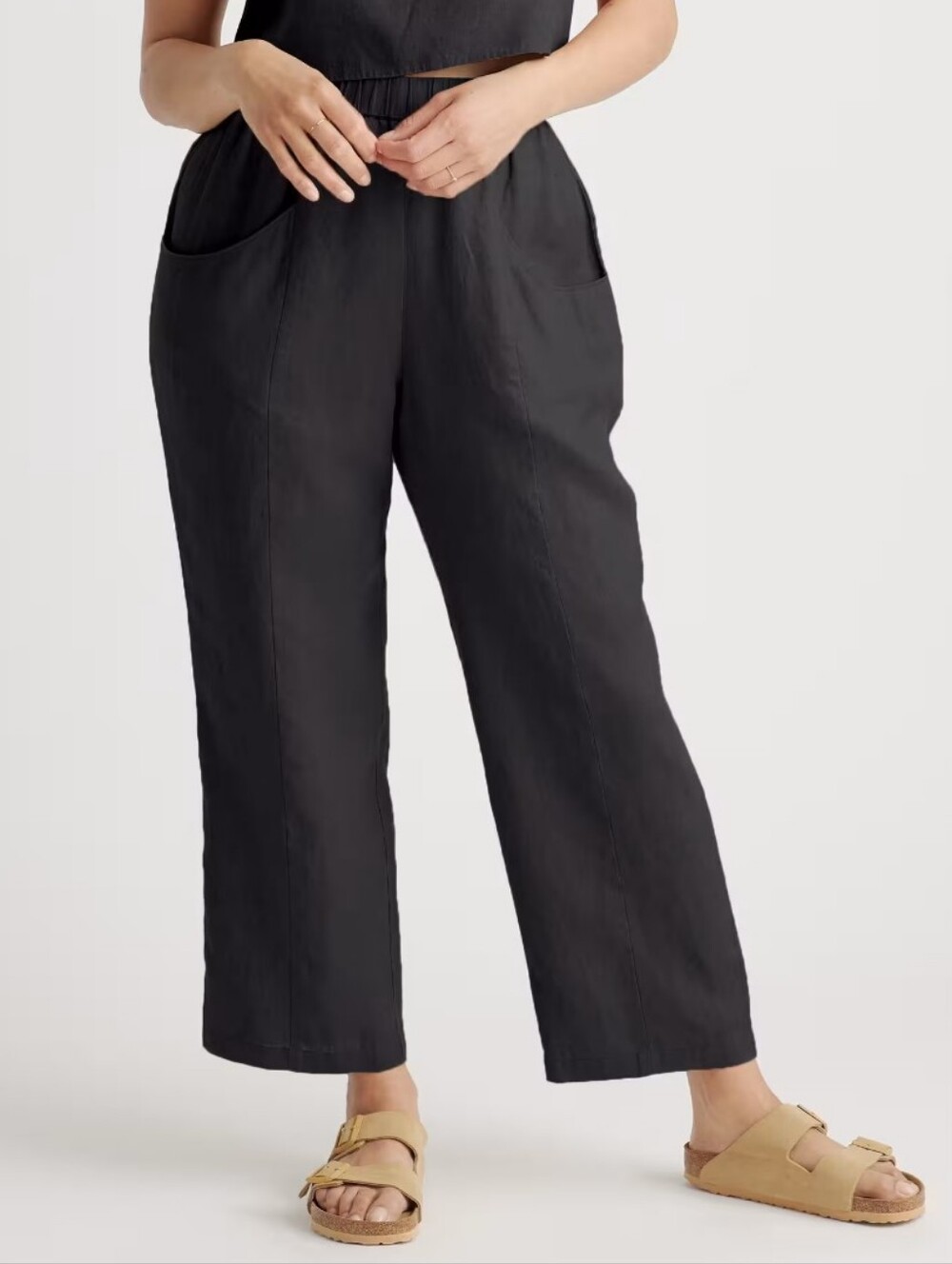 Quince 100% European Linen Cropped Pants in Black